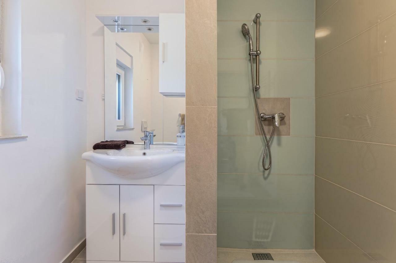 Apartment Lavander 02 Πούλα Εξωτερικό φωτογραφία
