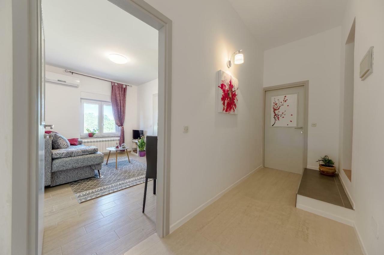 Apartment Lavander 02 Πούλα Εξωτερικό φωτογραφία